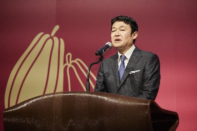 カカオハスクをバイオプラスチックへ。開発者が語るカカオ樹脂プラスチックの可能性、未来への想い。