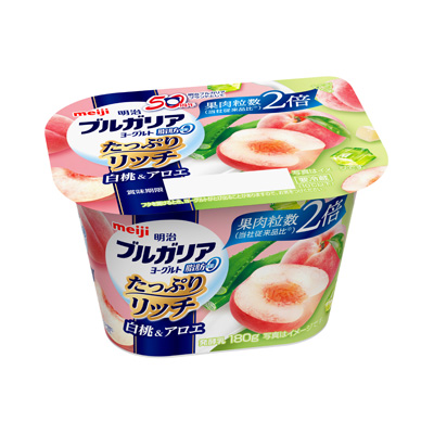 写真:明治ブルガリアヨーグルト脂肪0 たっぷりリッチ 白桃&アロエ 180g