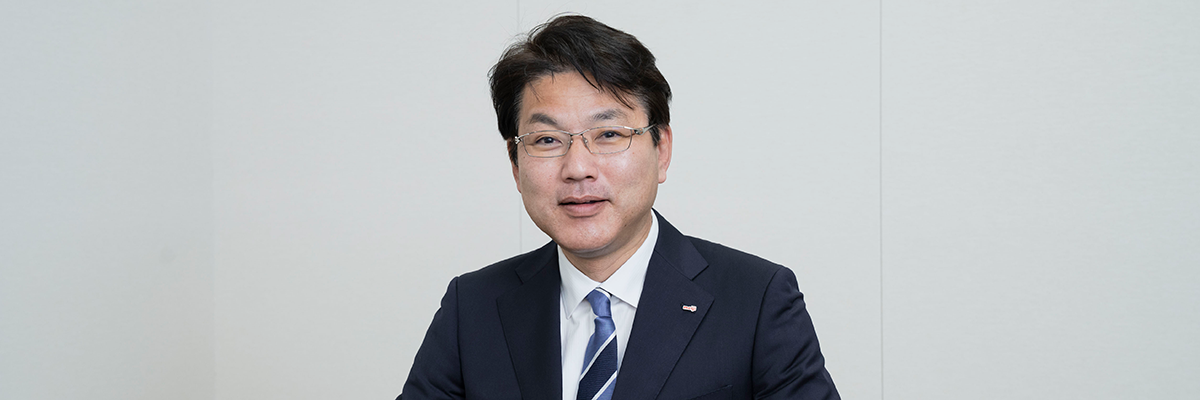 写真：執行役員 研究本部長 大森 敏弘